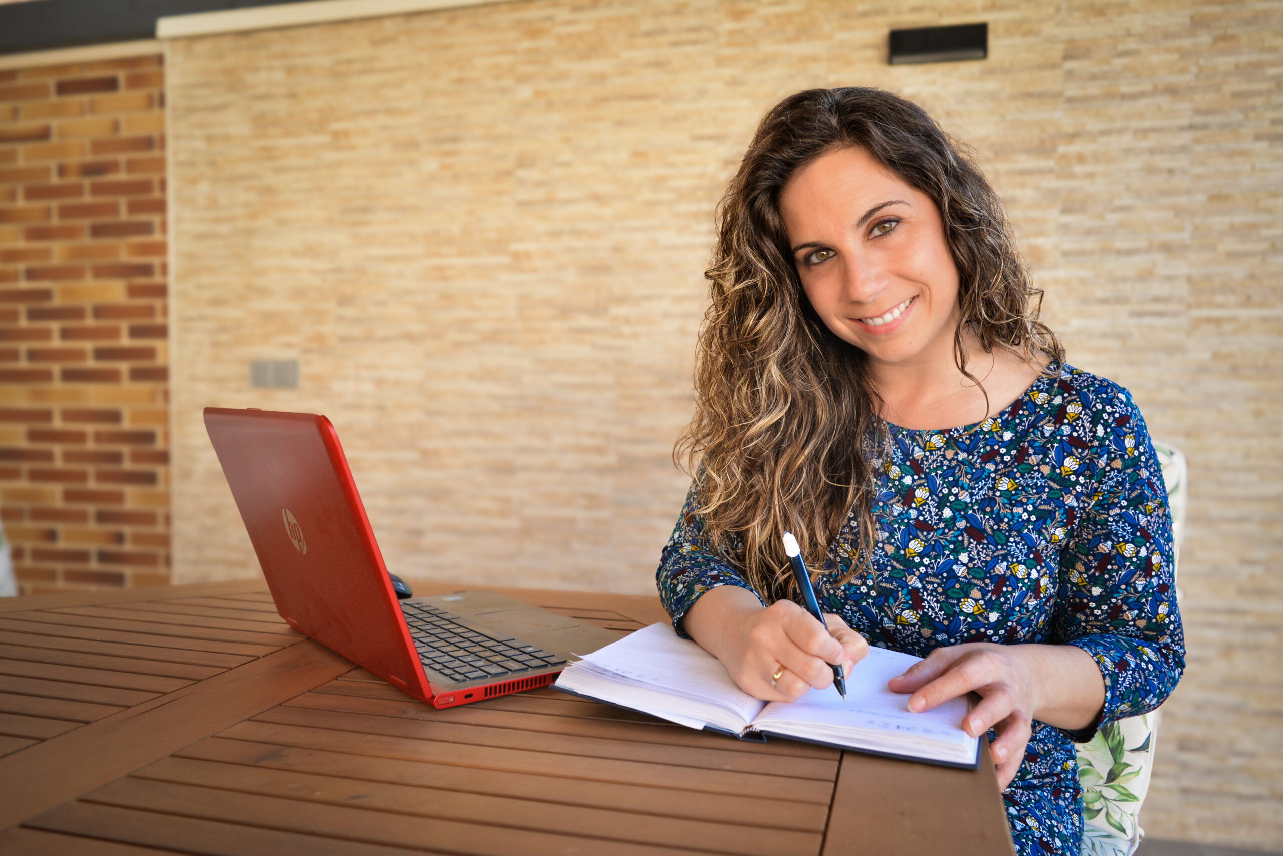 Jenifer Cifuentes Abogada